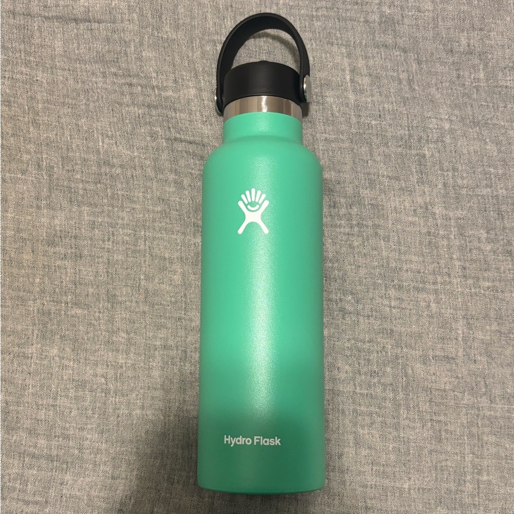 Spearmint Hydro Flask